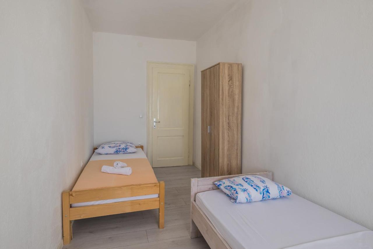 Seafront Apartments Karlo Kaštela Kültér fotó