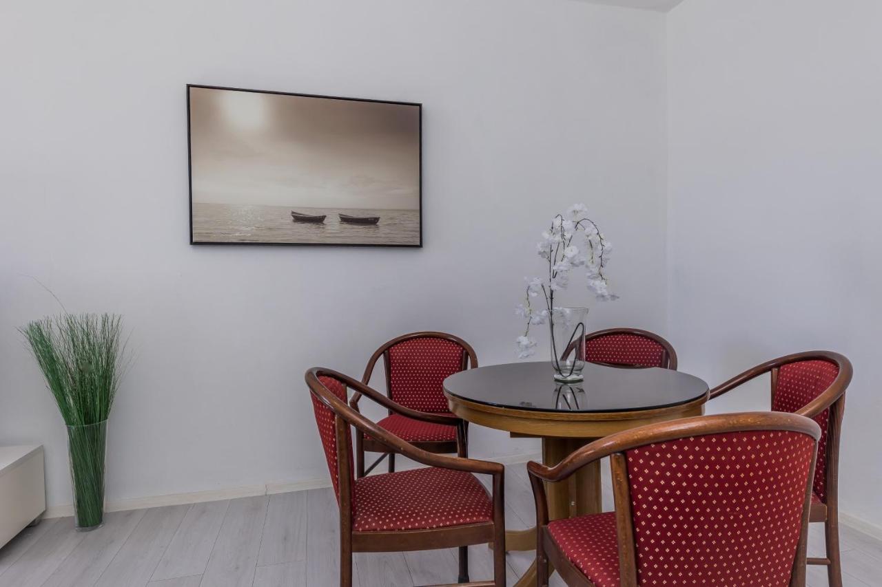 Seafront Apartments Karlo Kaštela Kültér fotó