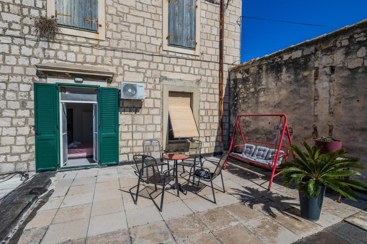 Seafront Apartments Karlo Kaštela Kültér fotó