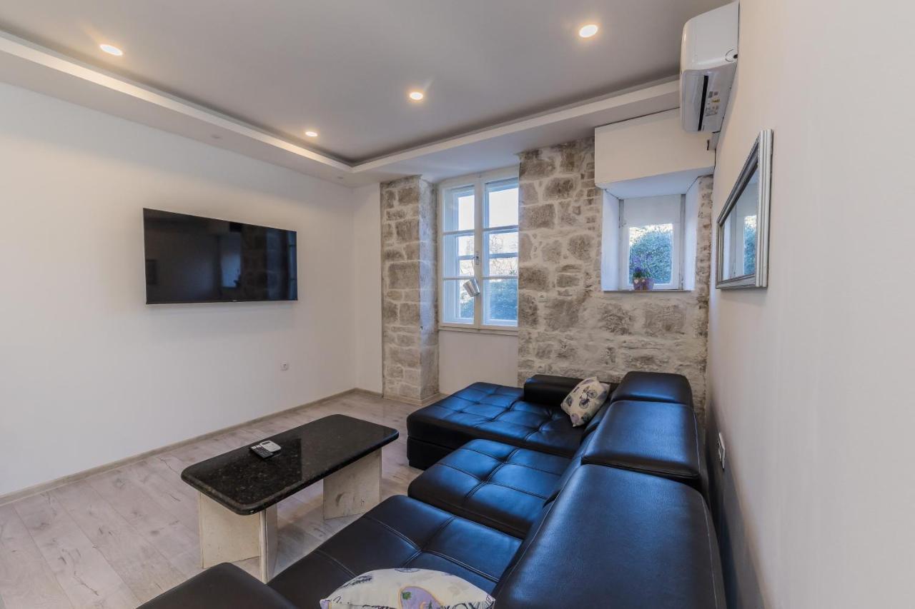 Seafront Apartments Karlo Kaštela Kültér fotó